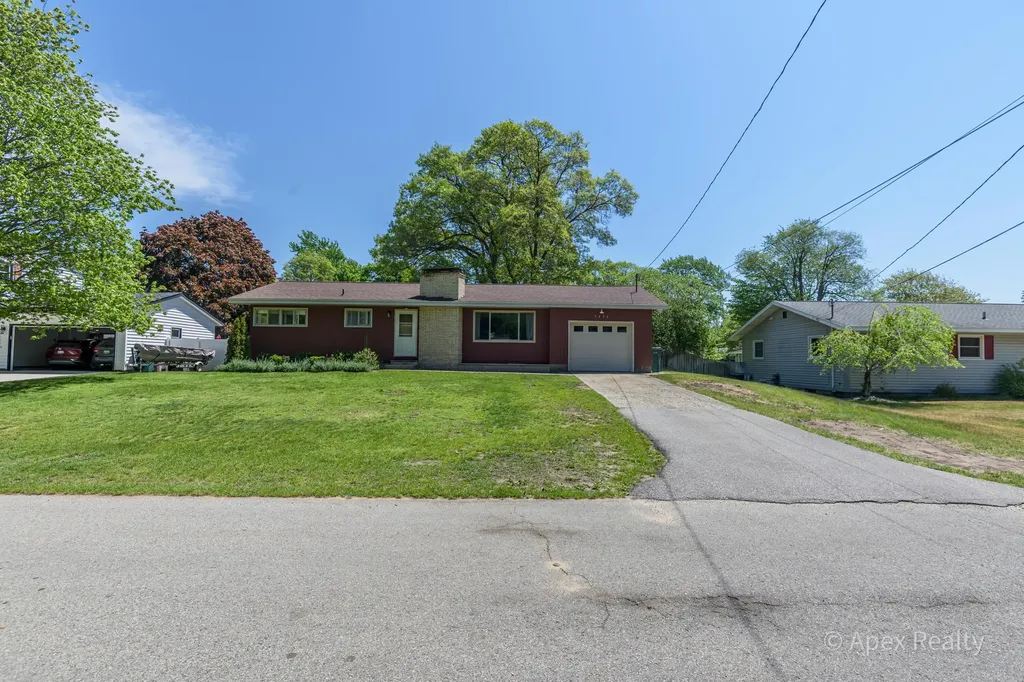 3436 Butler Drive Norton Shores City MI 49441