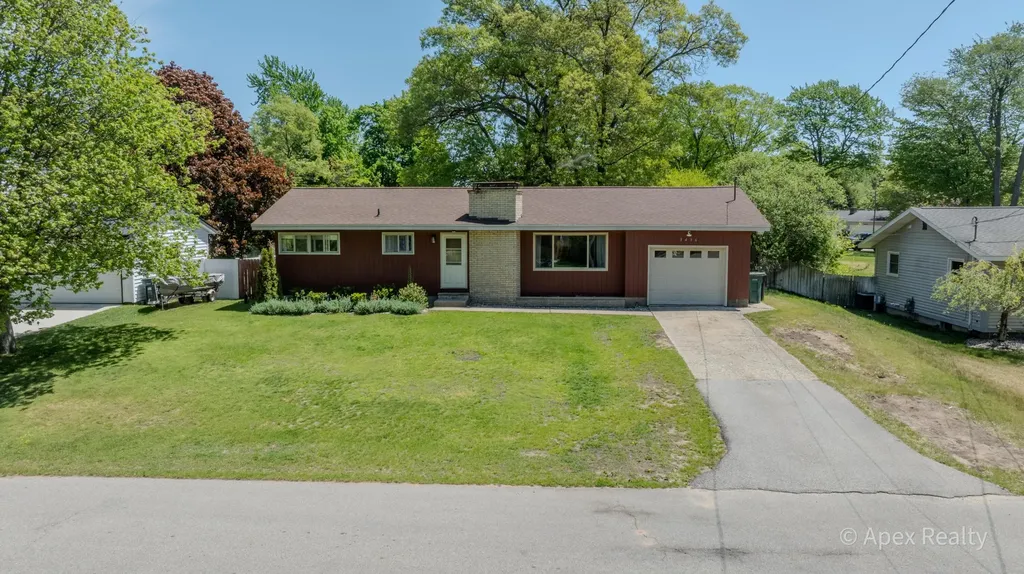 3436 Butler Drive Norton Shores City MI 49441