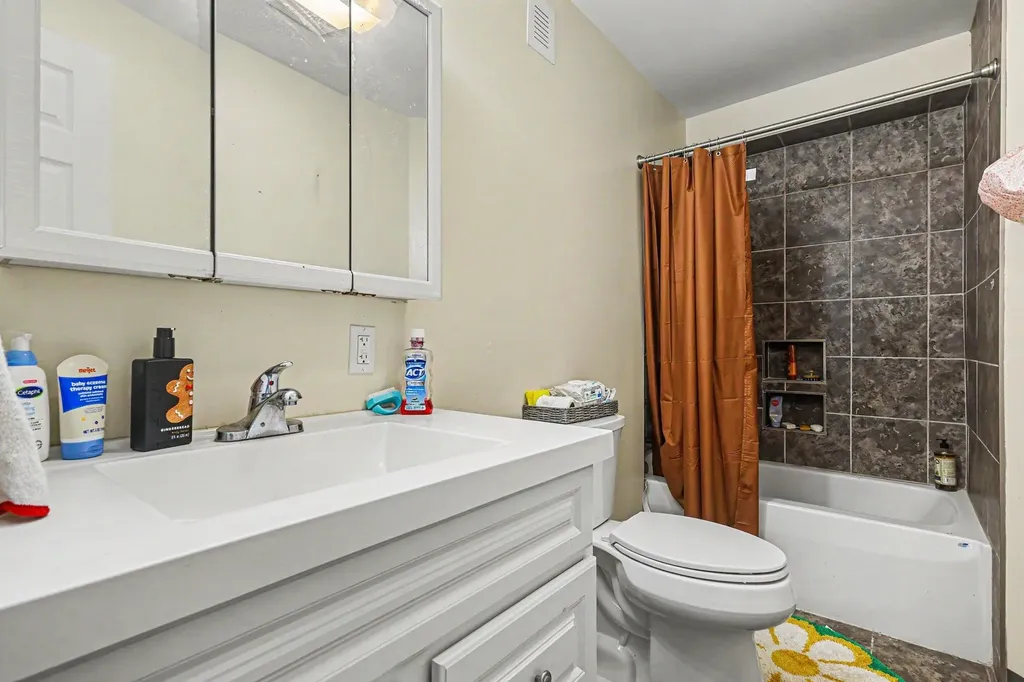 1954 E M 78 Meridian Charter Township MI 48823