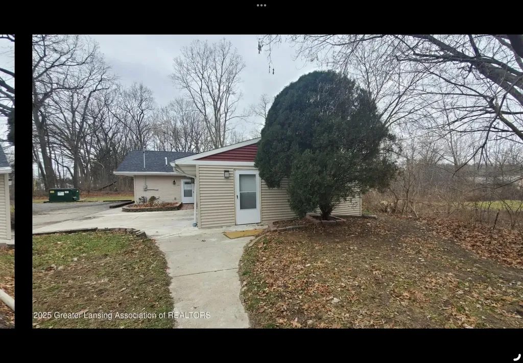 1954-1964 E Saginaw Street Meridian Charter Township MI 48823