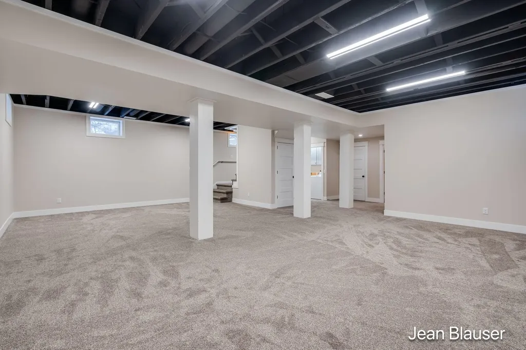 10 1st Street Mecosta Township MI 49346