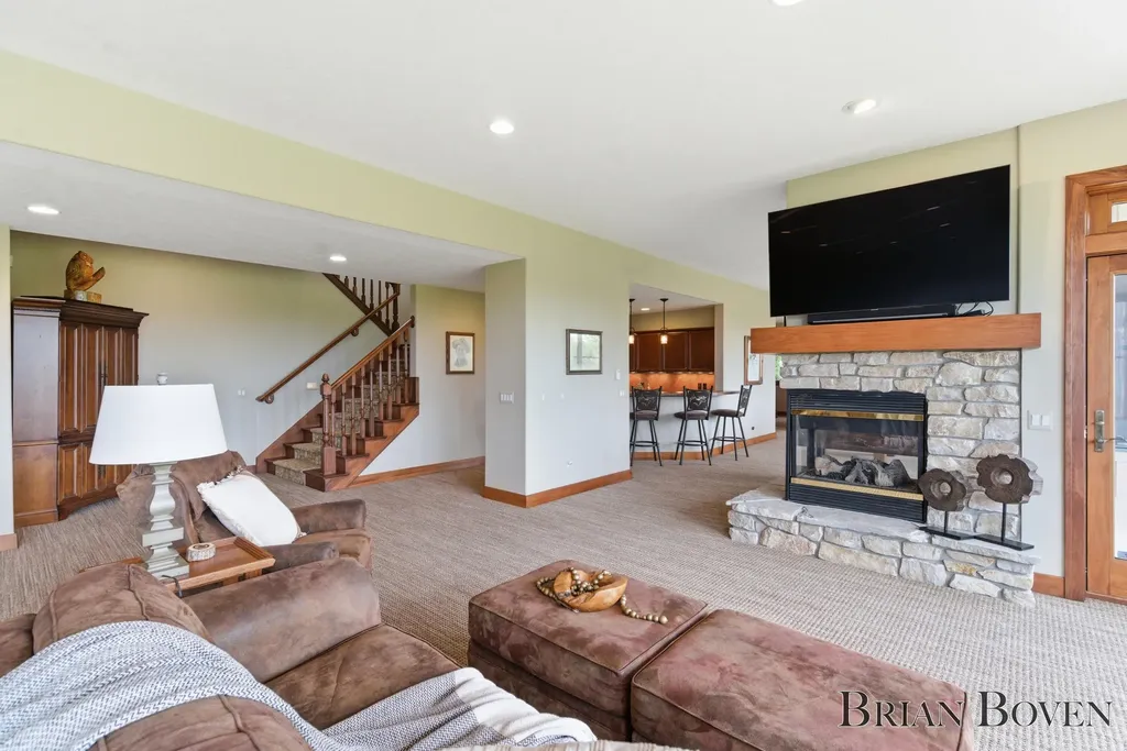 1740 7 Mile Road NW Alpine Township MI 49321