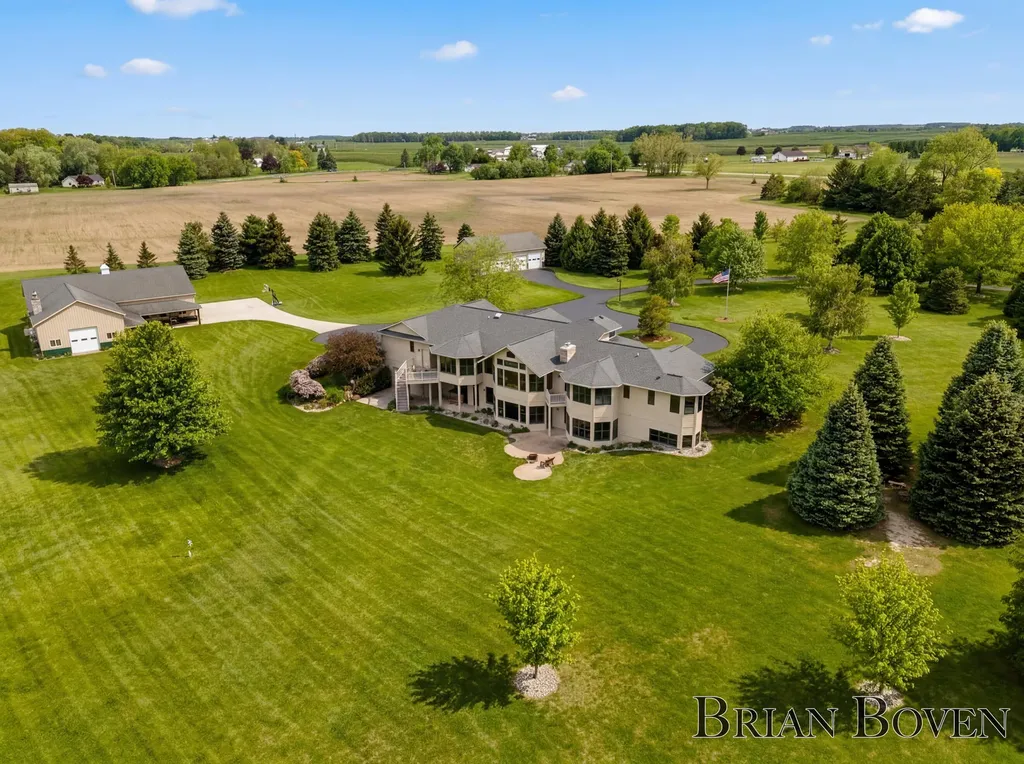 1740 7 Mile Road NW Alpine Township MI 49321