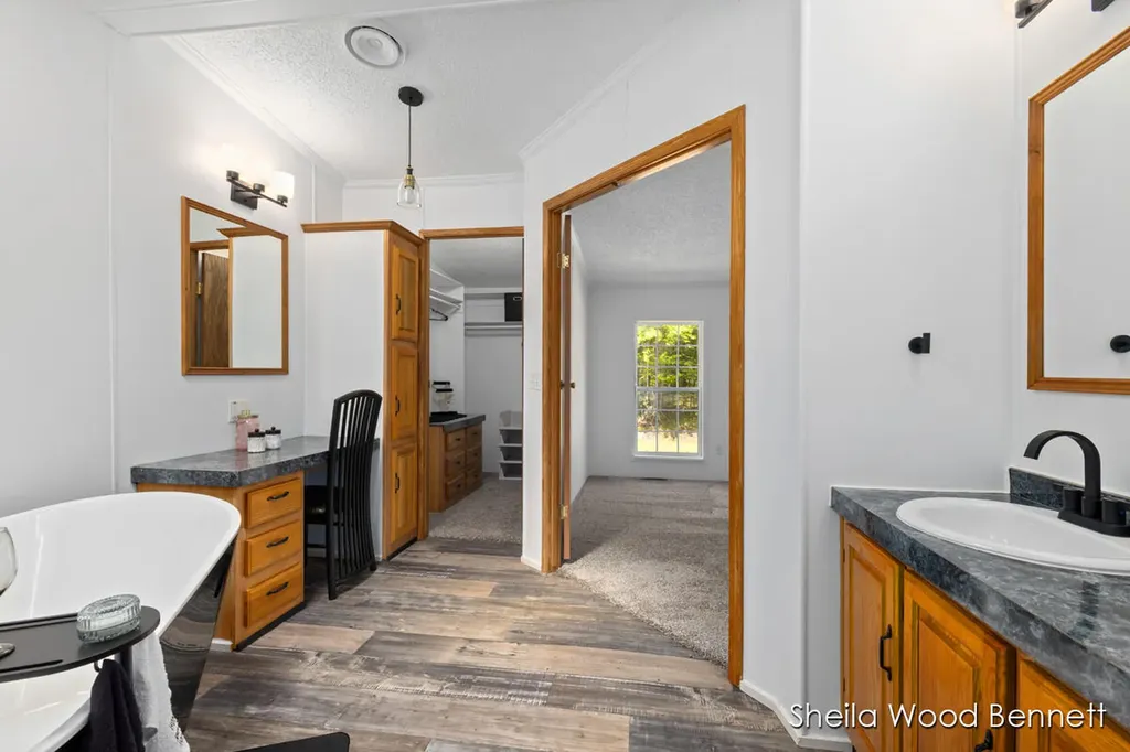 7838 E 80th Street Croton Township MI 49329