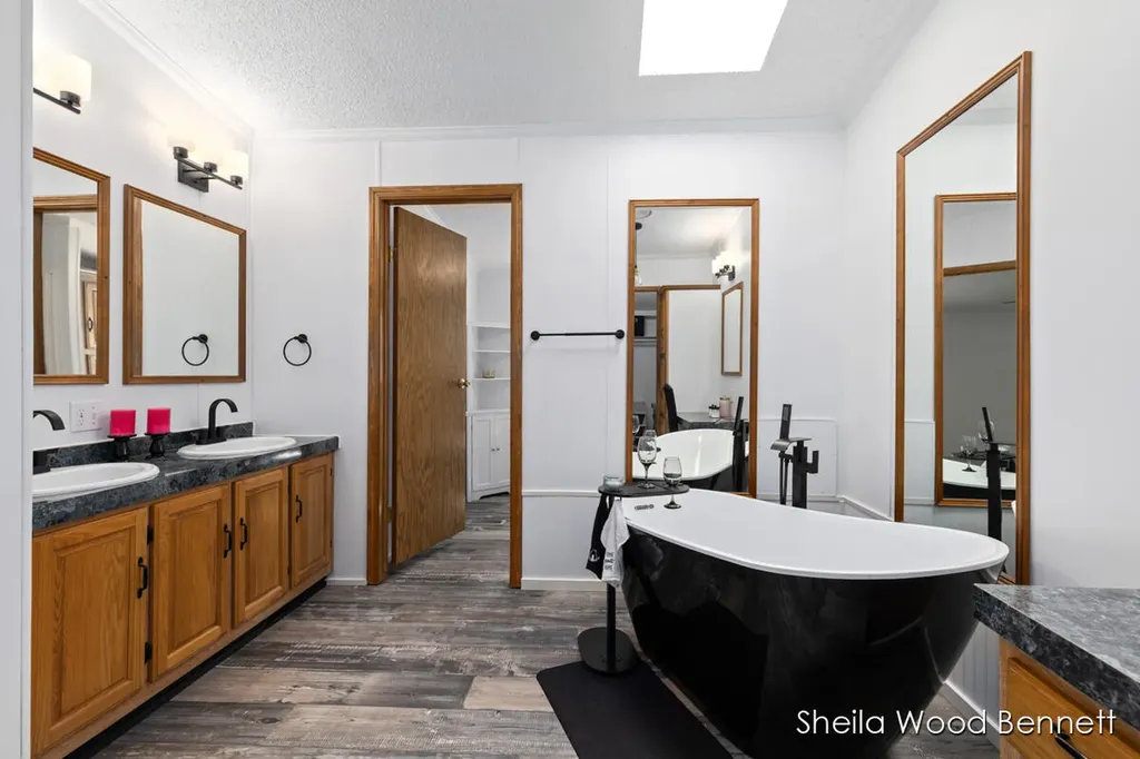 7838 E 80th Street Croton Township MI 49329
