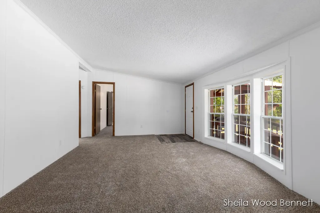 7838 E 80th Street Croton Township MI 49329