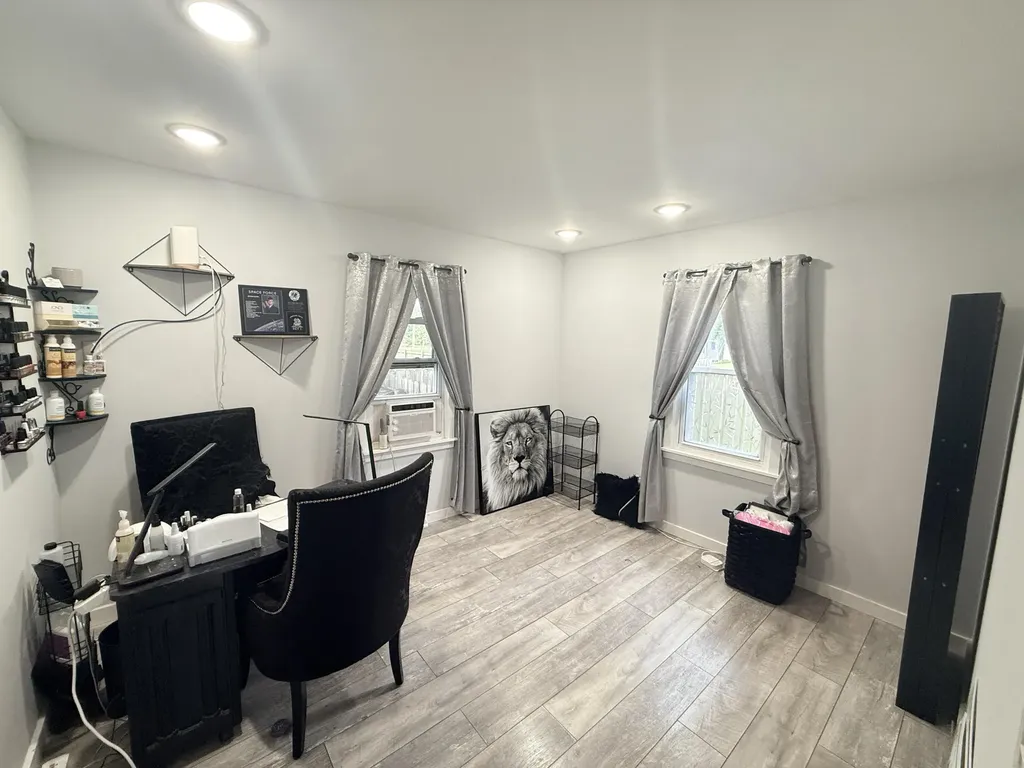 3233 Wayburn Avenue SW Grandville City MI 49418