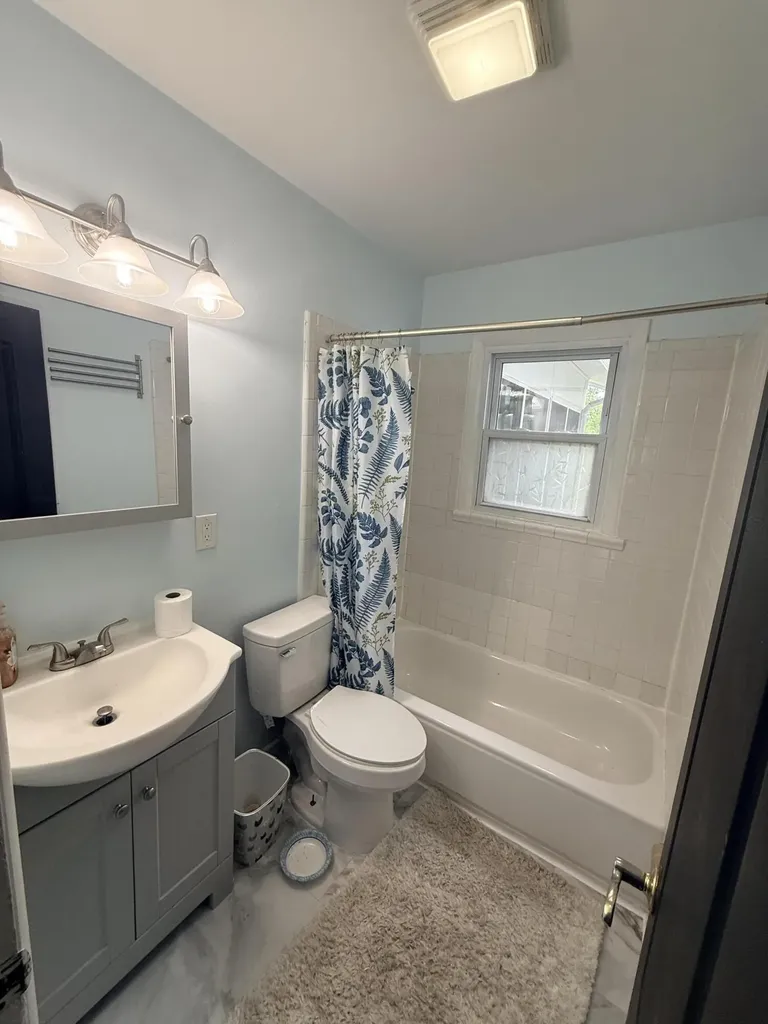 3233 Wayburn Avenue SW Grandville City MI 49418