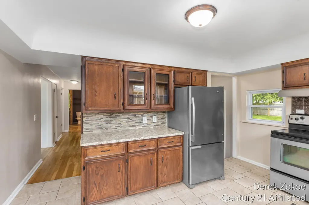 613 Shawmut Boulevard NW Grand Rapids City MI 49504