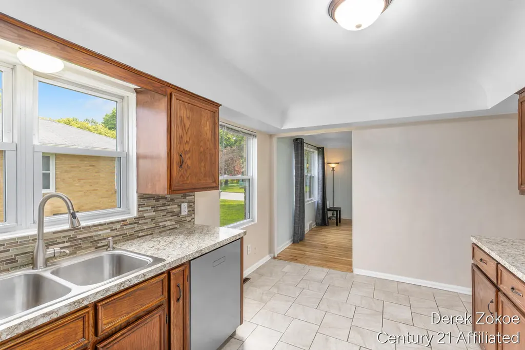 613 Shawmut Boulevard NW Grand Rapids City MI 49504