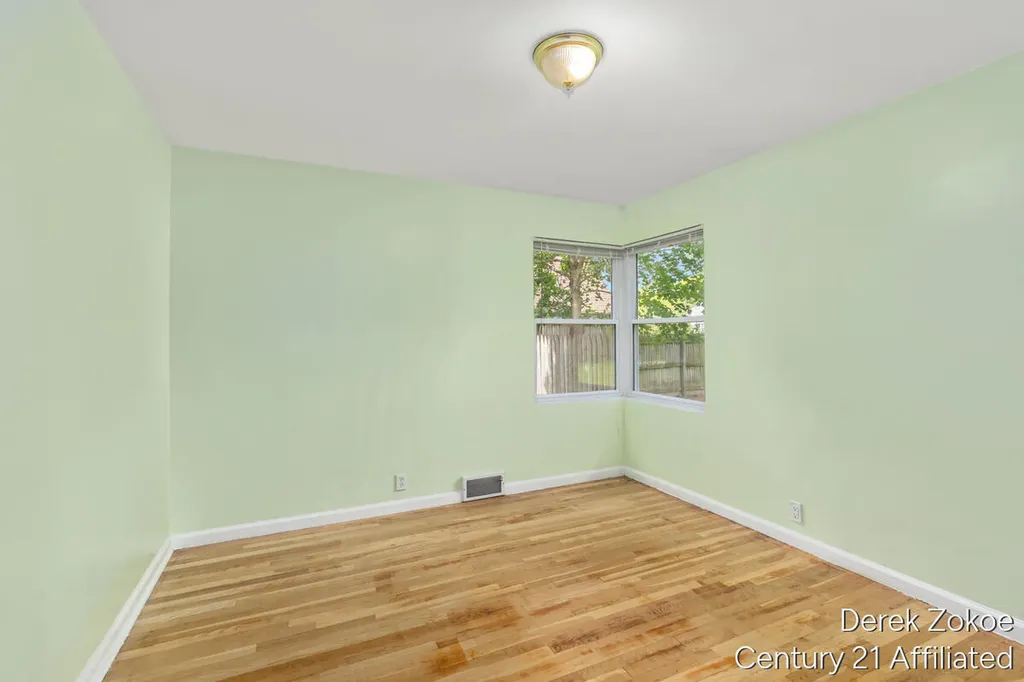 613 Shawmut Boulevard NW Grand Rapids City MI 49504