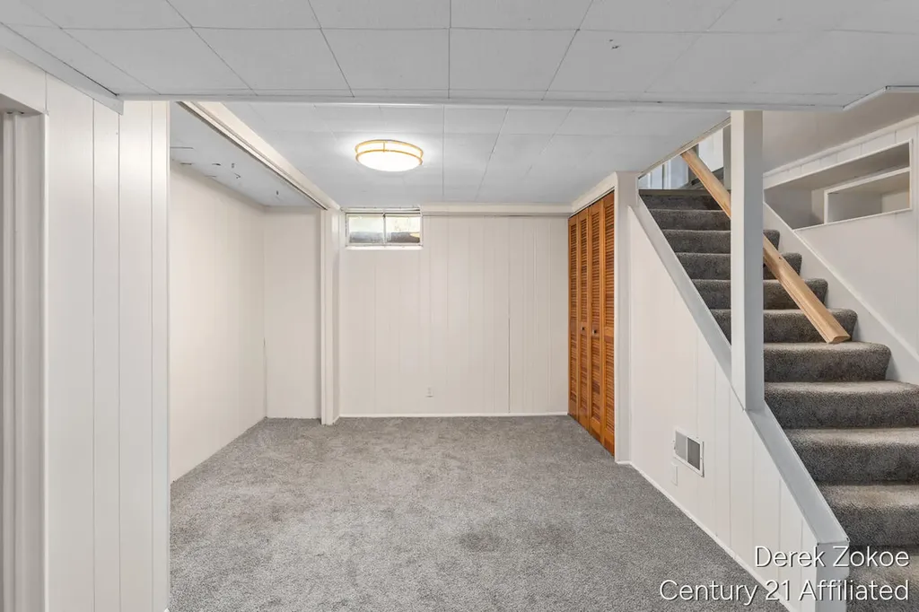 613 Shawmut Boulevard NW Grand Rapids City MI 49504