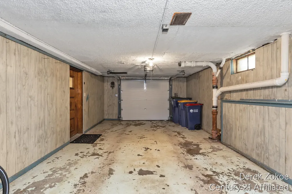 613 Shawmut Boulevard NW Grand Rapids City MI 49504