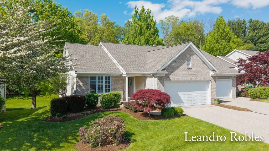 2027 Krislin Drive NE Grand Rapids City MI 49505