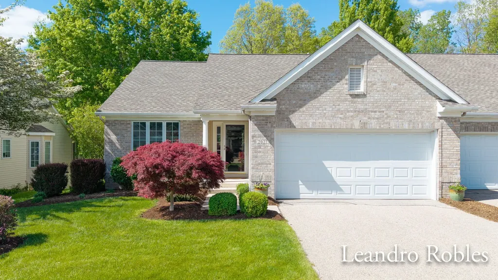 2027 Krislin Drive NE Grand Rapids City MI 49505
