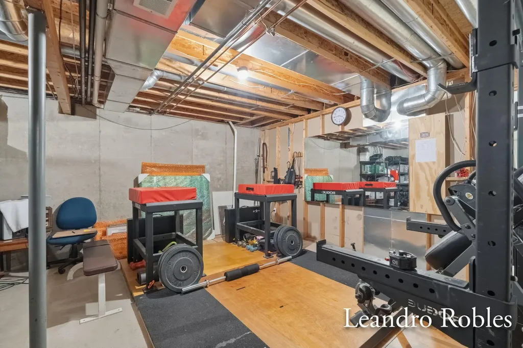 2027 Krislin Drive NE Grand Rapids City MI 49505