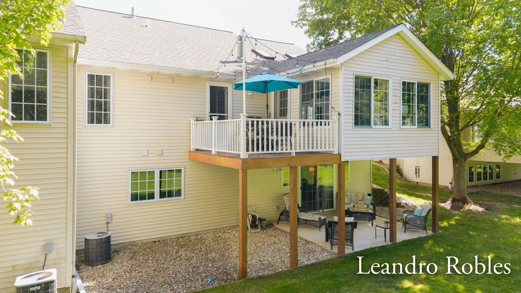 2027 Krislin Drive NE Grand Rapids City MI 49505