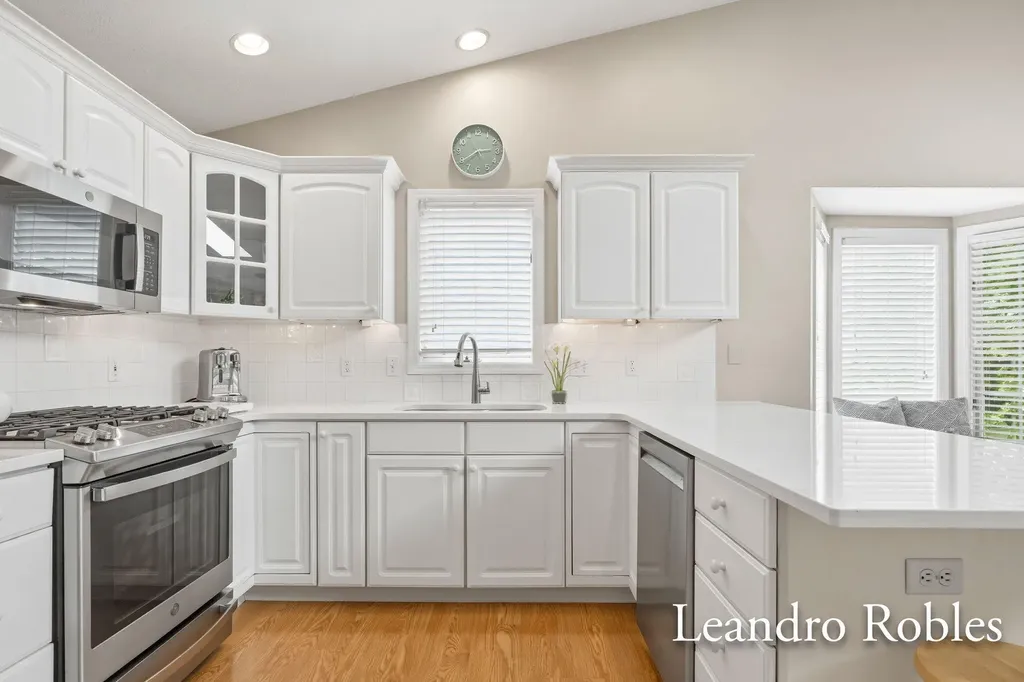 2027 Krislin Drive NE Grand Rapids City MI 49505