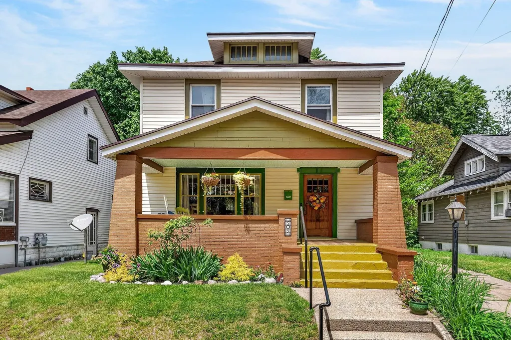 505 Storrs Street SE Grand Rapids City MI 49507