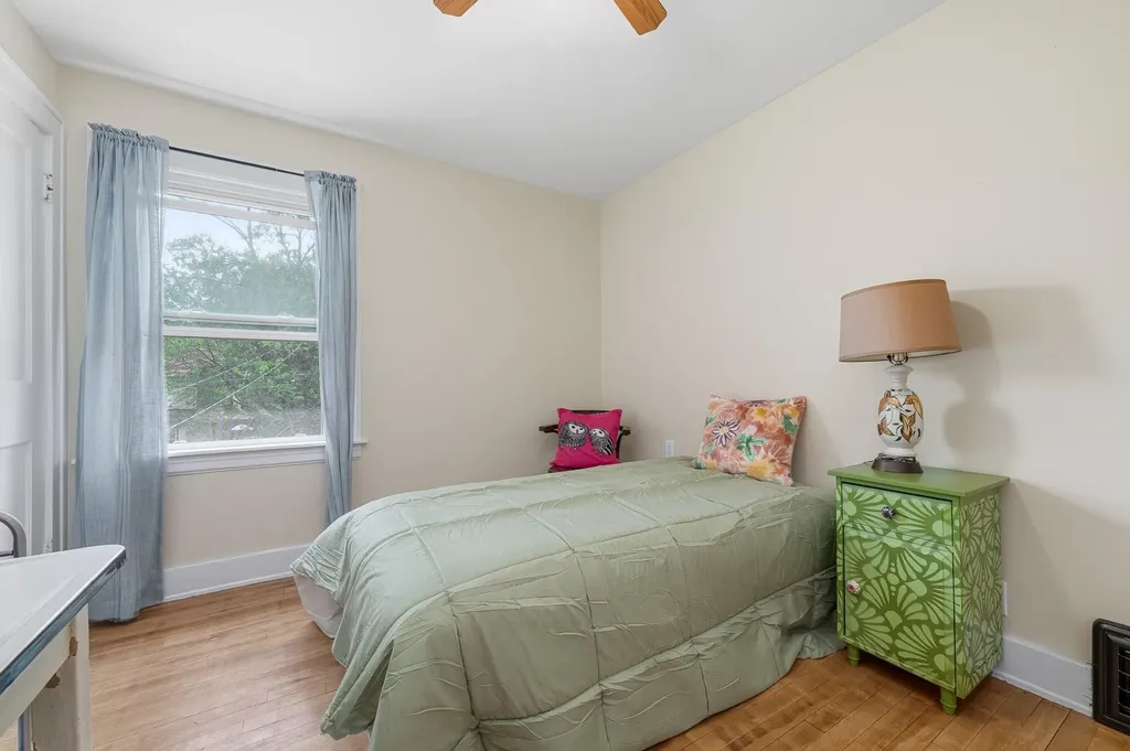 505 Storrs Street SE Grand Rapids City MI 49507