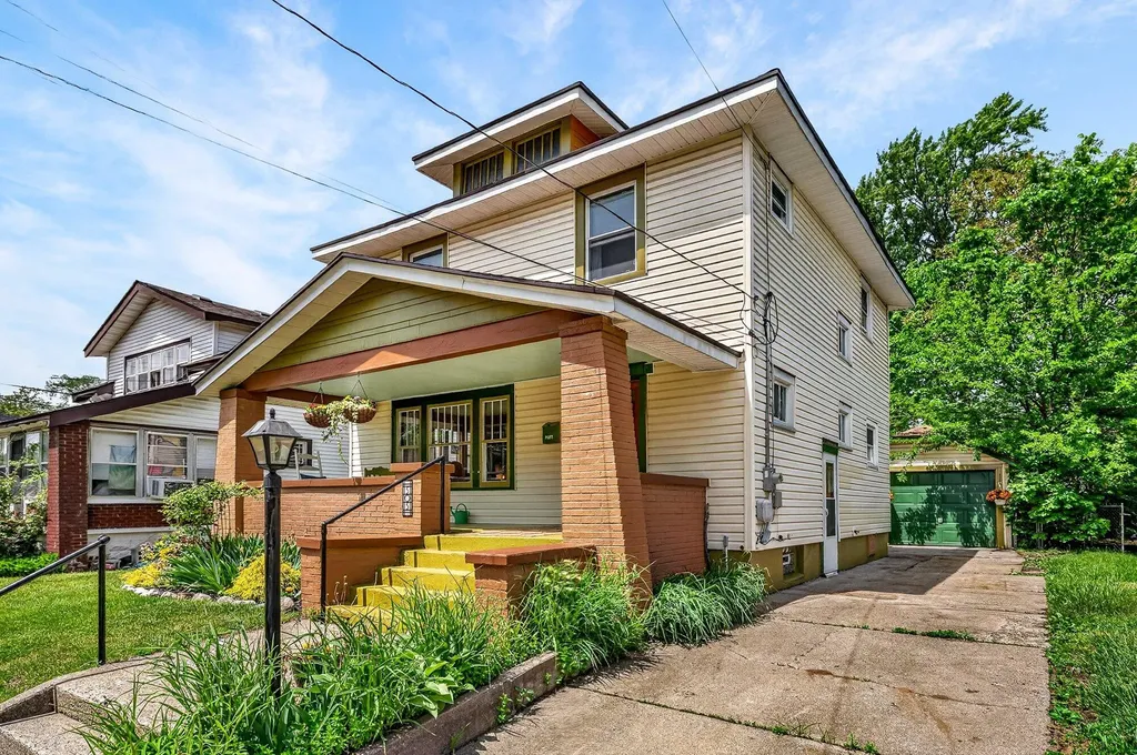 505 Storrs Street SE Grand Rapids City MI 49507