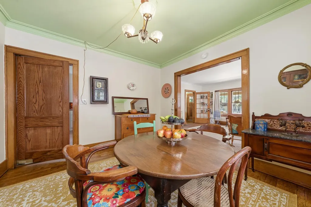505 Storrs Street SE Grand Rapids City MI 49507