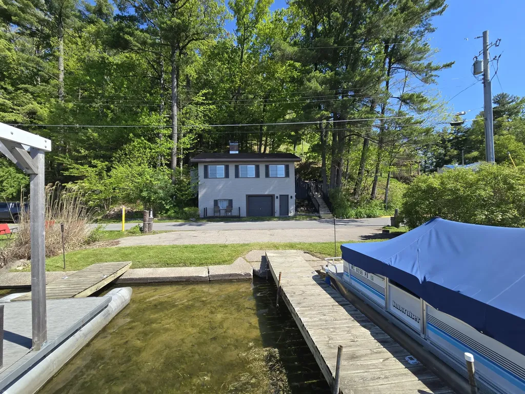 601 W Baldwin Lake Drive Greenville City MI 48838