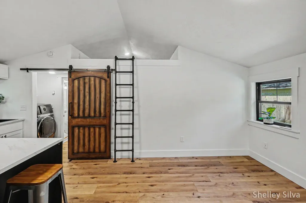2471 W Wolf Lake Boulevard Peacock Township MI 49304