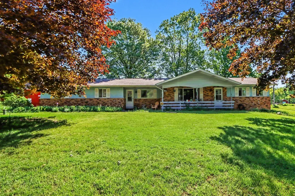 9880 N 16th Street Cooper Charter Township MI 49080