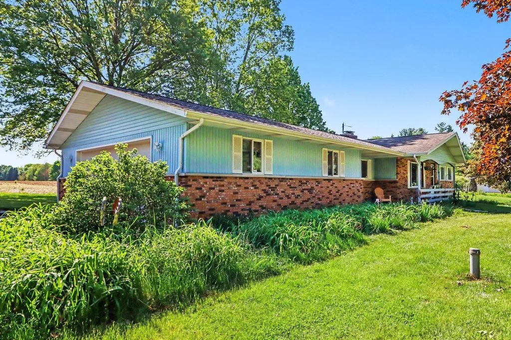 9880 N 16th Street Cooper Charter Township MI 49080