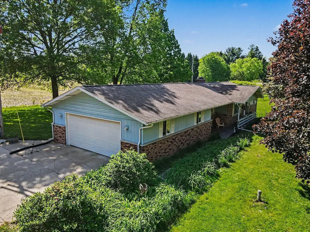 9880 N 16th Street Cooper Charter Township MI 49080