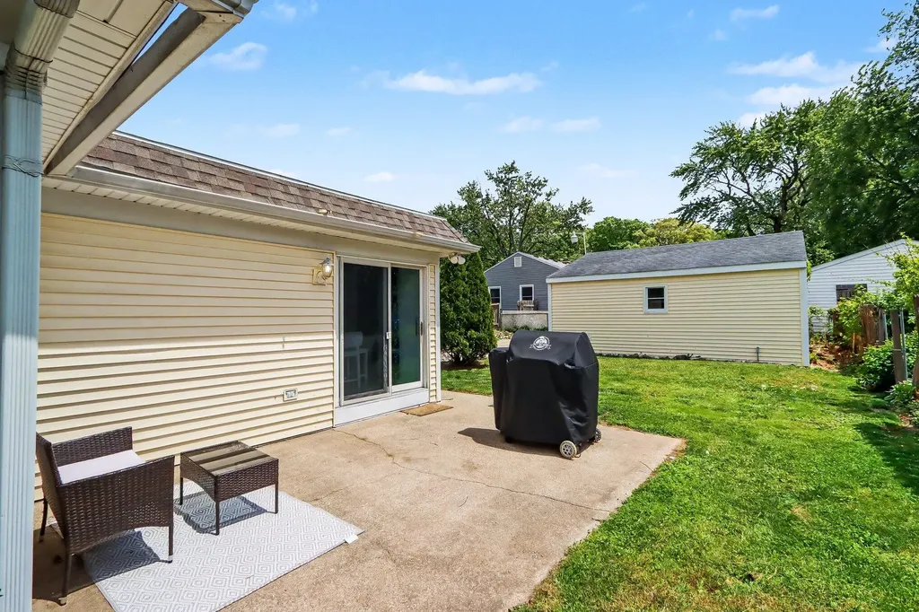 330 N Riverview Drive Parchment City MI 49004