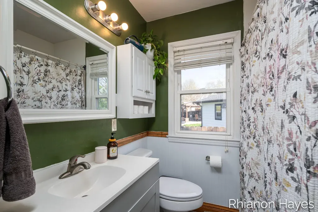 2251 Meurs Court SW Wyoming City MI 49519