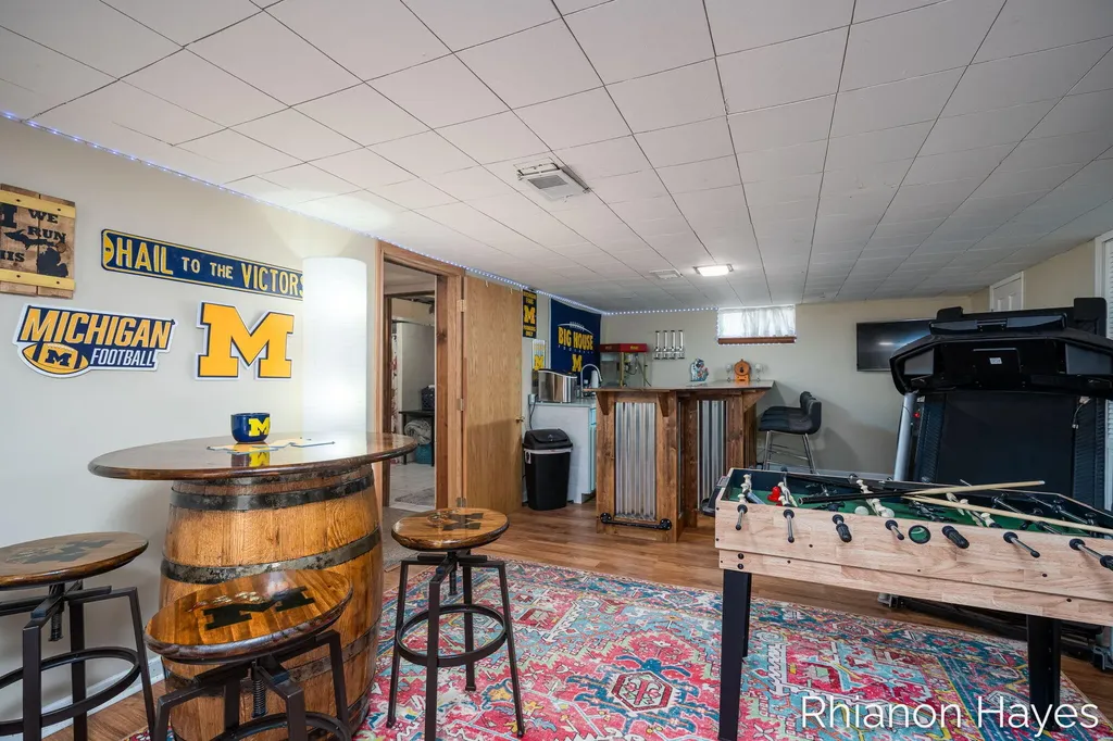 2251 Meurs Court SW Wyoming City MI 49519