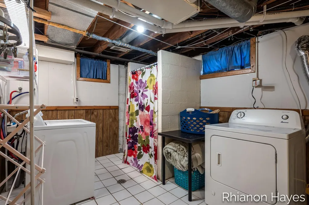2251 Meurs Court SW Wyoming City MI 49519