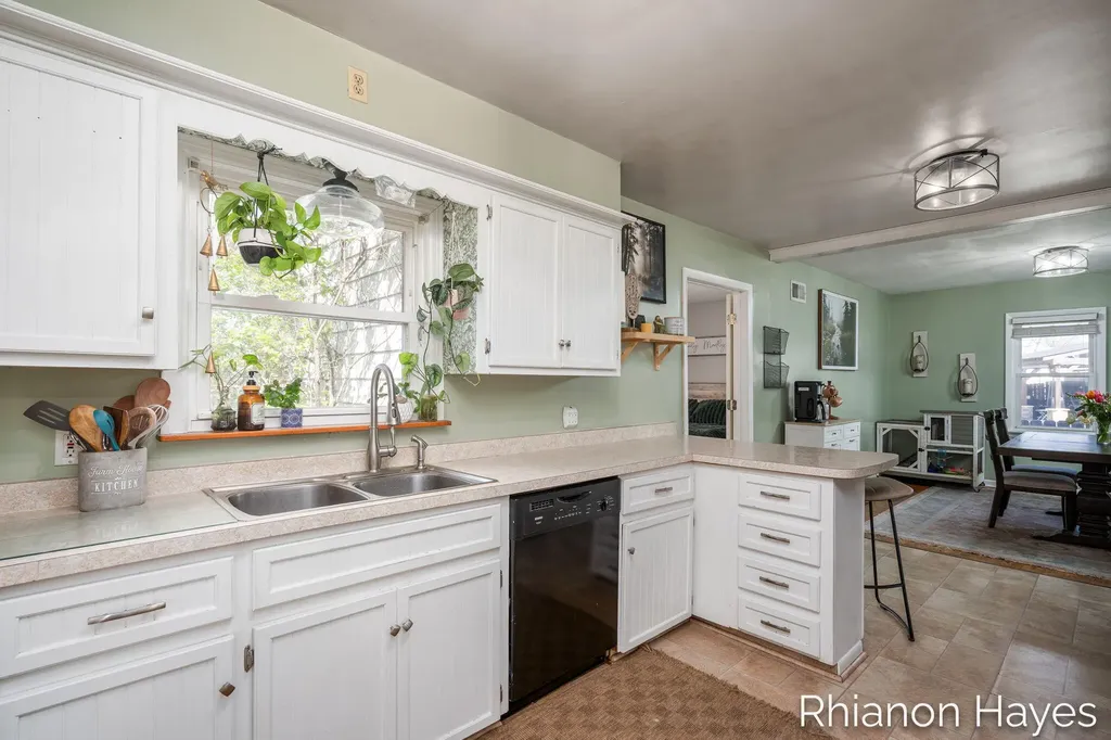 2251 Meurs Court SW Wyoming City MI 49519