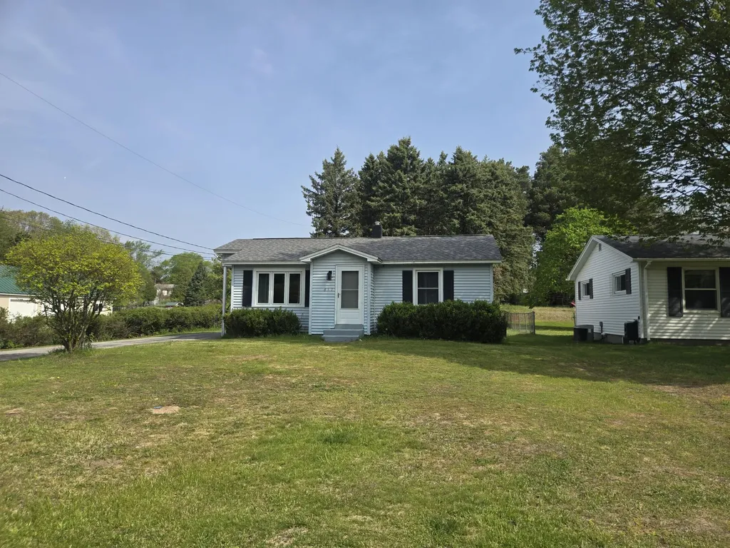 817 E Melendy Street Ludington City MI 49431