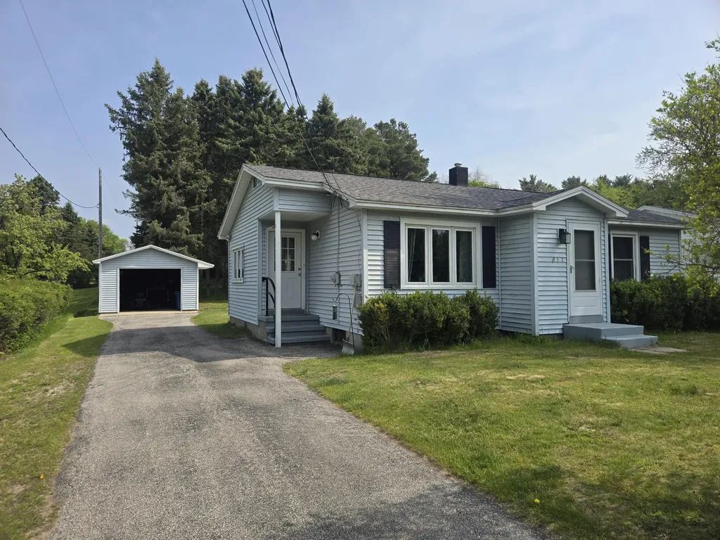 817 E Melendy Street Ludington City MI 49431