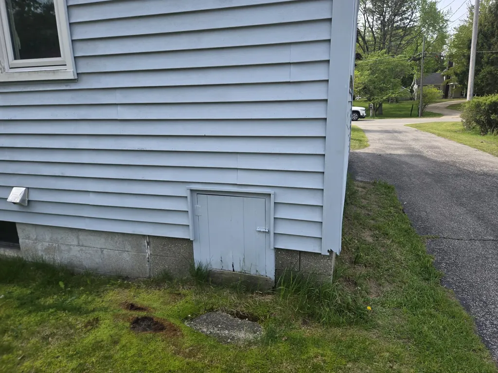 817 E Melendy Street Ludington City MI 49431