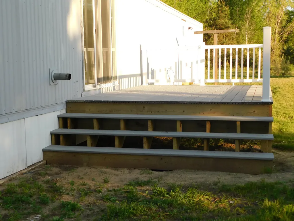10485 Bagley Avenue Ashland Township MI 49327