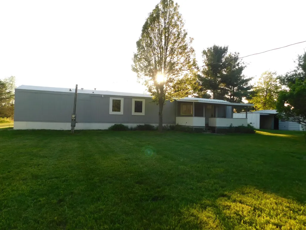 10485 Bagley Avenue Ashland Township MI 49327