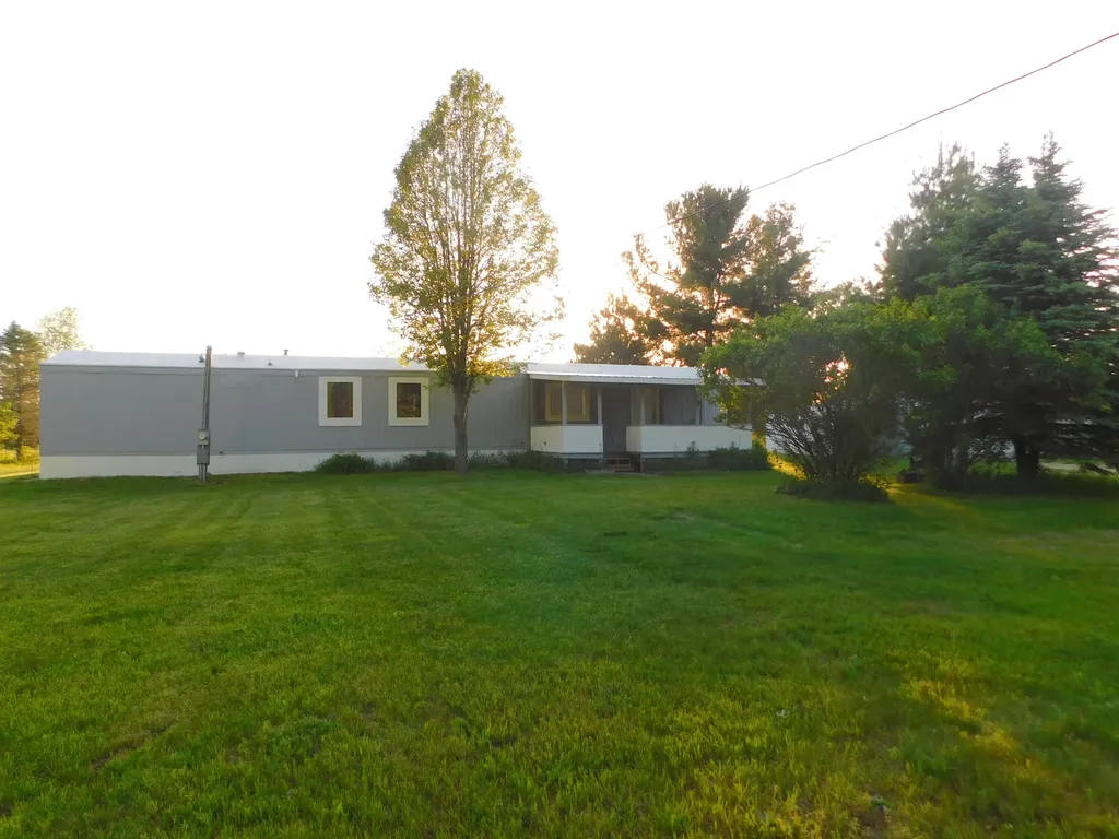 10485 Bagley Avenue Ashland Township MI 49327