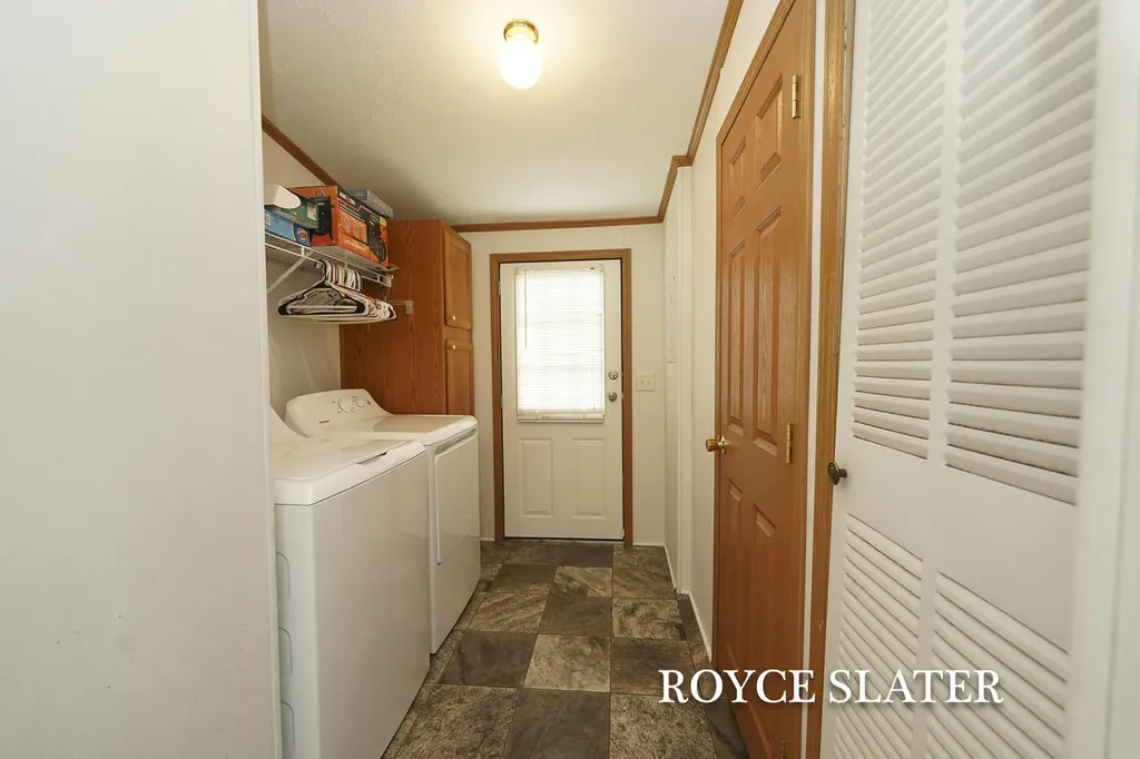 4001 E Wembley Lane Oshtemo Charter Township MI 49009
