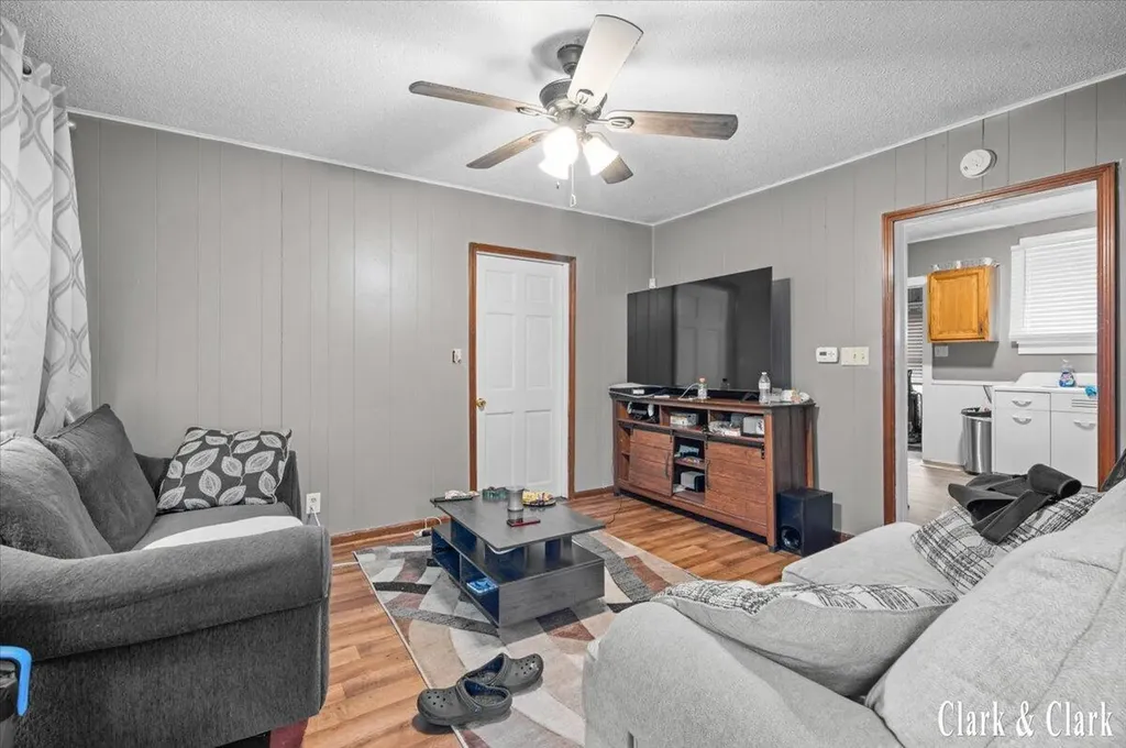 720 Hill Avenue Muskegon City MI 49442