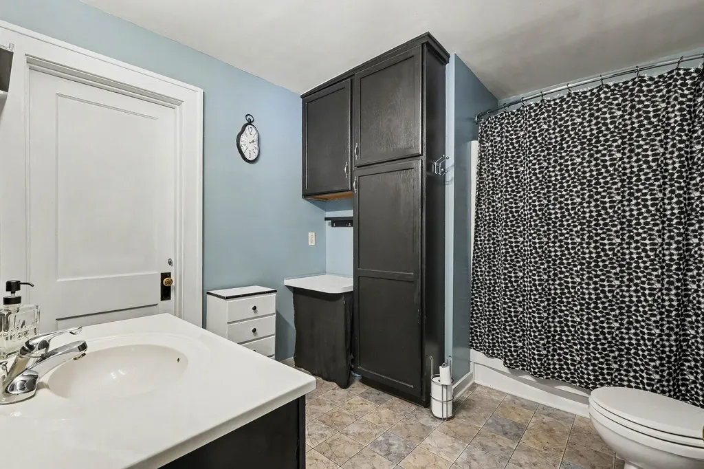 691 Multi 68th Street SE Gaines Charter Township MI 49548