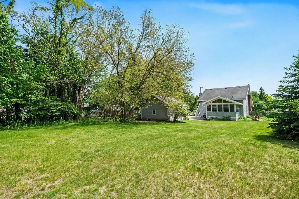 691 Multi 68th Street SE Gaines Charter Township MI 49548