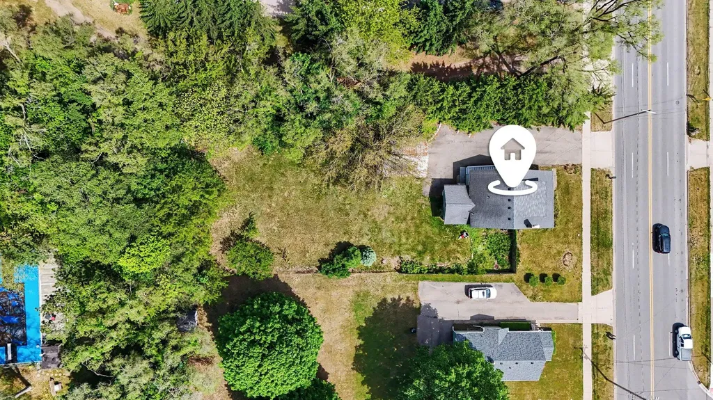 691 Multi 68th Street SE Gaines Charter Township MI 49548