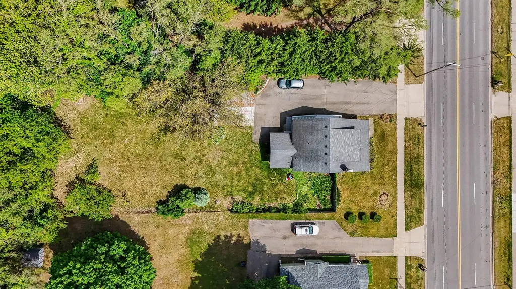 691 Multi 68th Street SE Gaines Charter Township MI 49548