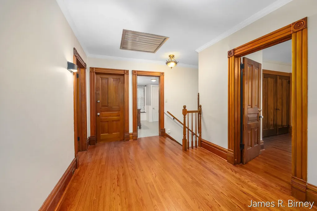 529 Avery Street Lowell City MI 49331