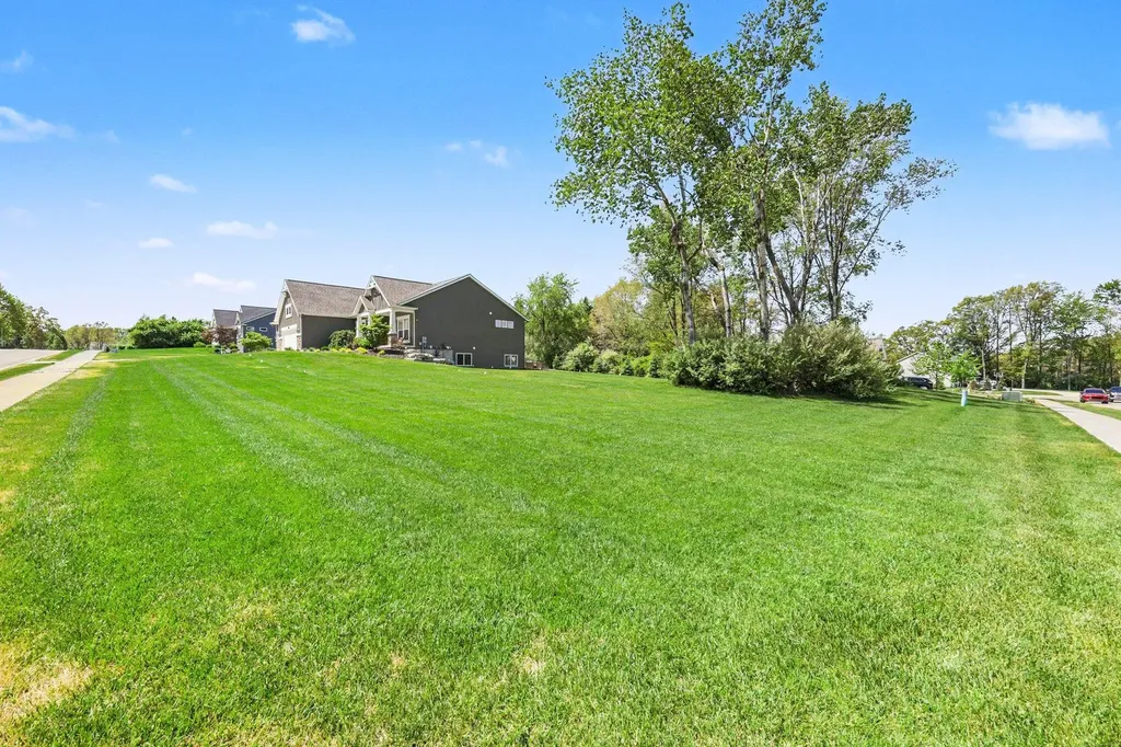 3499 Wolven Ridge Drive NE Algoma Township MI 49341